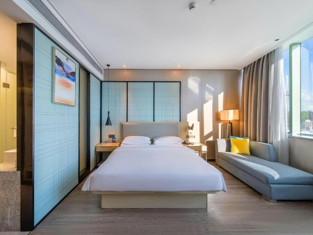 Echarm Hotel Yangjiang Baili Plaza Exterior photo