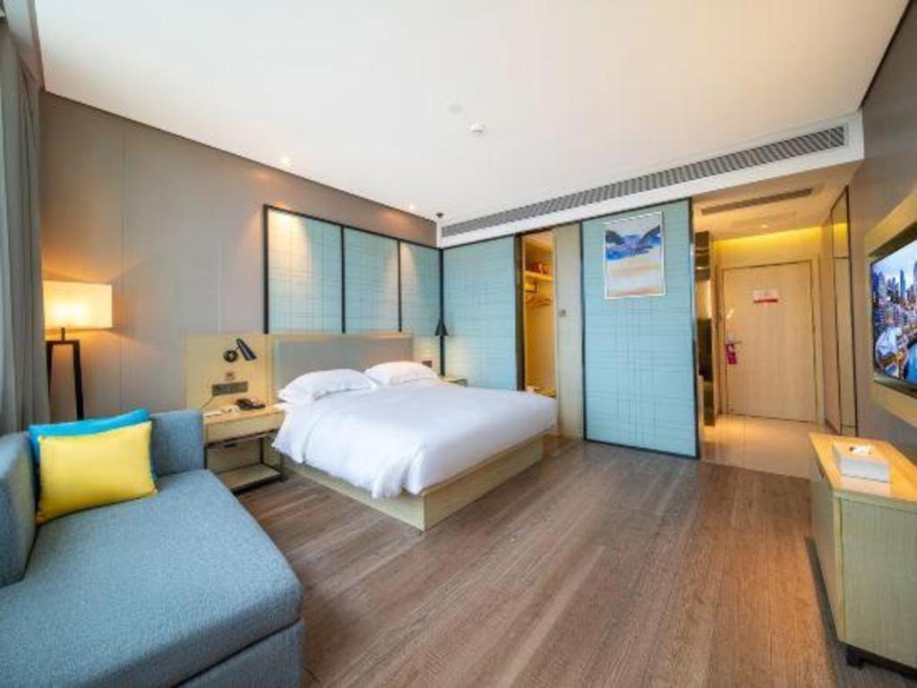 Echarm Hotel Yangjiang Baili Plaza Exterior photo